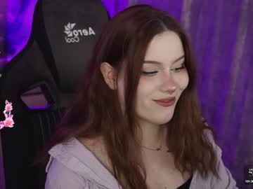 Coralinekeyns Chaturbate stream image from May 28, 2025