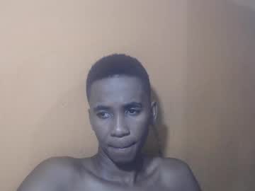 Dkeni Chaturbate stream image from May 28, 2025