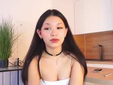 Edlinhamm Chaturbate stream image from May 28, 2025
