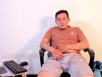 Juan_Evanss Chaturbate stream image from May 28, 2025