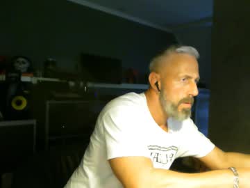 Ruffi77 Chaturbate stream image from May 28, 2025