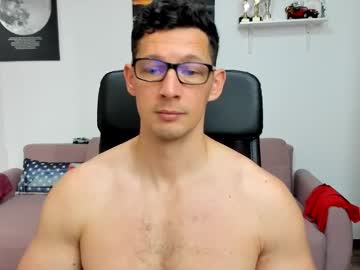Brutusk1 Chaturbate stream image from May 28, 2025