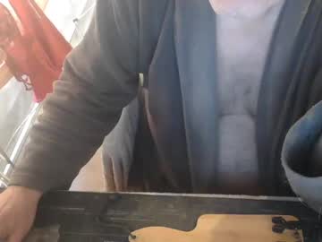 Amslave4f Chaturbate stream image from May 28, 2025
