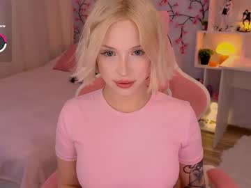 Sweetvany Chaturbate stream image from May 28, 2025