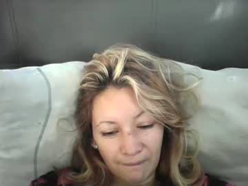 Ammber3 Chaturbate stream image from May 28, 2025