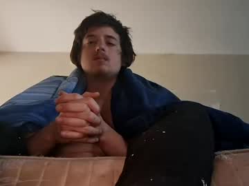 Colinejnewport Chaturbate stream image from May 28, 2025