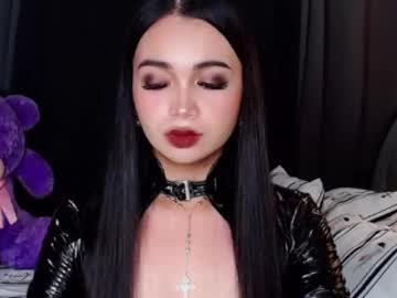Mia_Mow Chaturbate stream image from May 28, 2025
