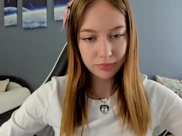 Polihoney Chaturbate stream image from May 28, 2025