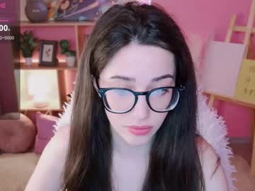 Krissy_Misy Chaturbate stream image from May 28, 2025