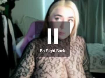 Roxy_Fleur Chaturbate stream image from May 28, 2025