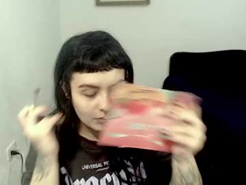 Hanna99moon Chaturbate stream image from May 28, 2025