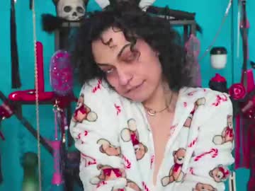 Samanthasayten Chaturbate stream image from May 28, 2025
