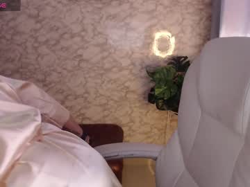 Thalia__Lopez Chaturbate stream image from May 28, 2025