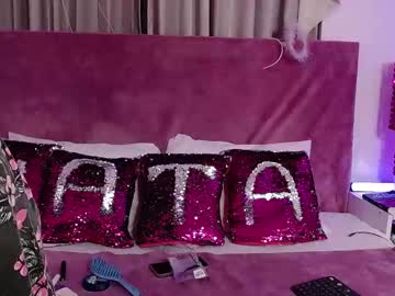 Natasha_Loverss Chaturbate stream image from May 28, 2025