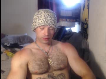 Izak144 Chaturbate stream image from May 28, 2025