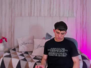 Lian_Foox Chaturbate stream image from May 28, 2025