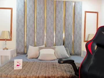 Lyzzi_Smith01 Chaturbate stream image from May 28, 2025