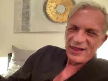 Povaridad Chaturbate stream image from May 28, 2025