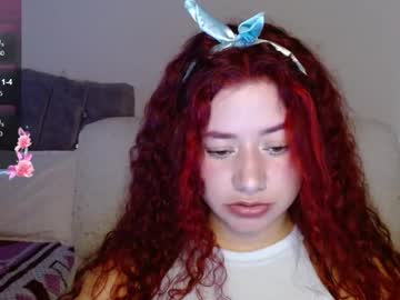 Red2vellvett_ Chaturbate stream image from May 28, 2025