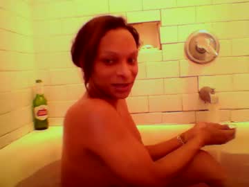 Jaslanimirajts Chaturbate stream image from May 28, 2025