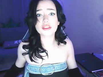 Yamilean Chaturbate stream image from May 28, 2025