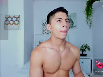 Matty_Adams Chaturbate stream image from May 28, 2025