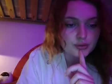 Milapeaches Chaturbate stream image from May 28, 2025