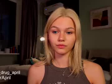 My_April Chaturbate stream image from May 28, 2025