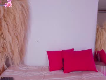 Xyomarawild Chaturbate stream image from May 28, 2025