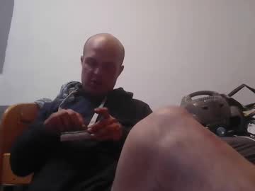 Martinisossss Chaturbate stream image from May 29, 2025