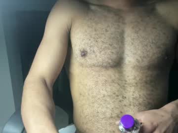 Bgfjmon Chaturbate stream image from May 29, 2025