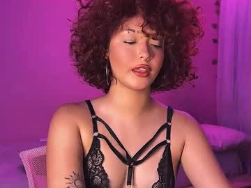 Curls_Emma Chaturbate stream image from May 29, 2025