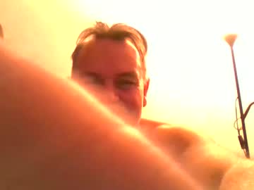 Patrikom1 Chaturbate stream image from May 29, 2025