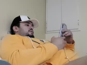 Gravelinos Chaturbate stream image from May 29, 2025