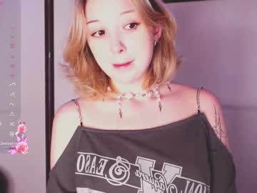 Annerian Chaturbate stream image from May 29, 2025