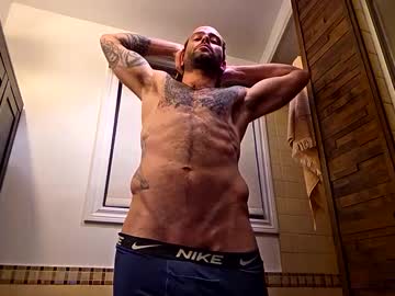 Lachew69 Chaturbate stream image from May 29, 2025