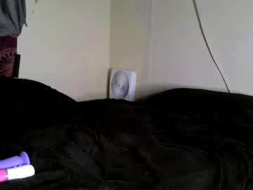 Roselovesyou321 Chaturbate stream image from May 29, 2025