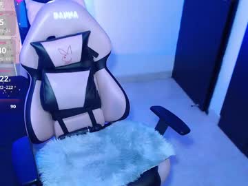 Danniela_James Chaturbate stream image from May 29, 2025