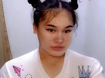 Sweet_Shantal13 Chaturbate stream image from May 29, 2025