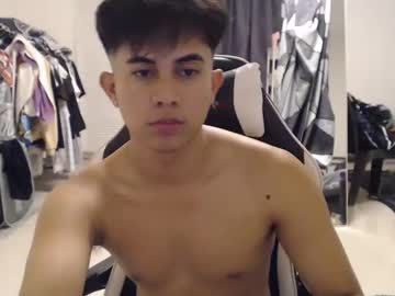 Loverboyph04 Chaturbate stream image from May 29, 2025