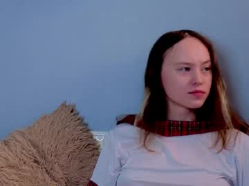 Erlineberkshire Chaturbate stream image from May 29, 2025