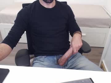 Ulep Chaturbate stream image from May 29, 2025