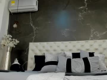 Apolos_15 Chaturbate stream image from May 29, 2025