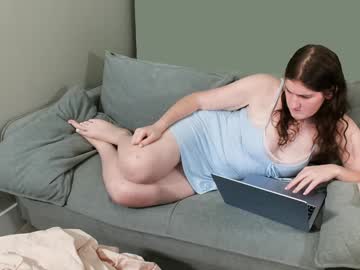 Ellieplus Chaturbate stream image from May 29, 2025