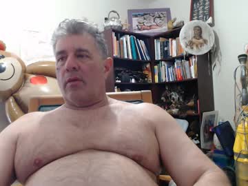 Luv2bnakedallthetime Chaturbate stream image from May 29, 2025