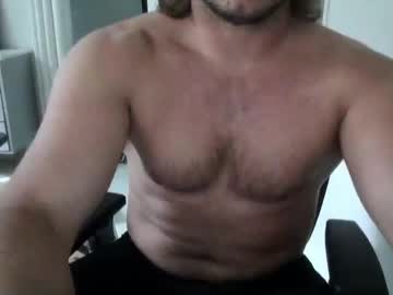 Benzoil20007 Chaturbate stream image from May 29, 2025
