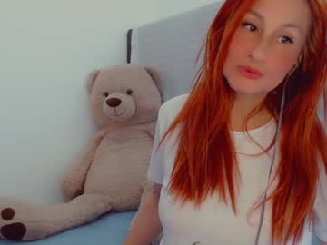 Skarlett2072 Chaturbate stream image from May 29, 2025