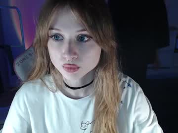 Popizde Chaturbate stream image from May 29, 2025