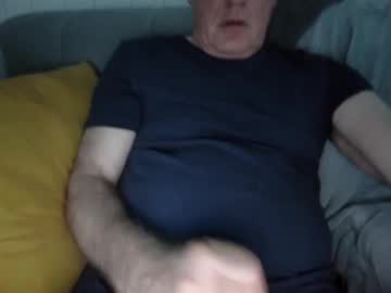Pussyslav39 Chaturbate stream image from May 29, 2025