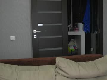 Brunette_From_The_Moon Chaturbate stream image from May 29, 2025